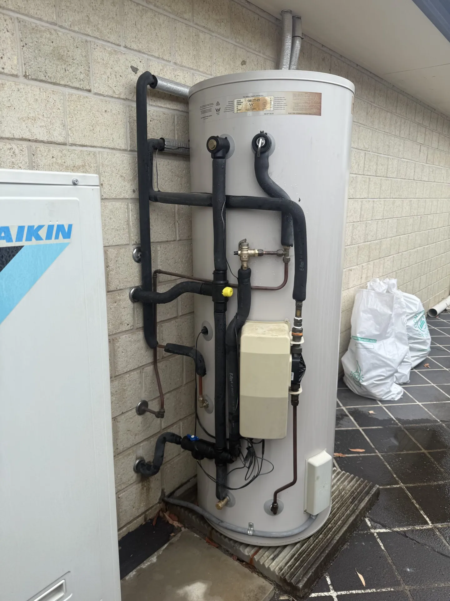 New valve train installed on an existing solar hot water system